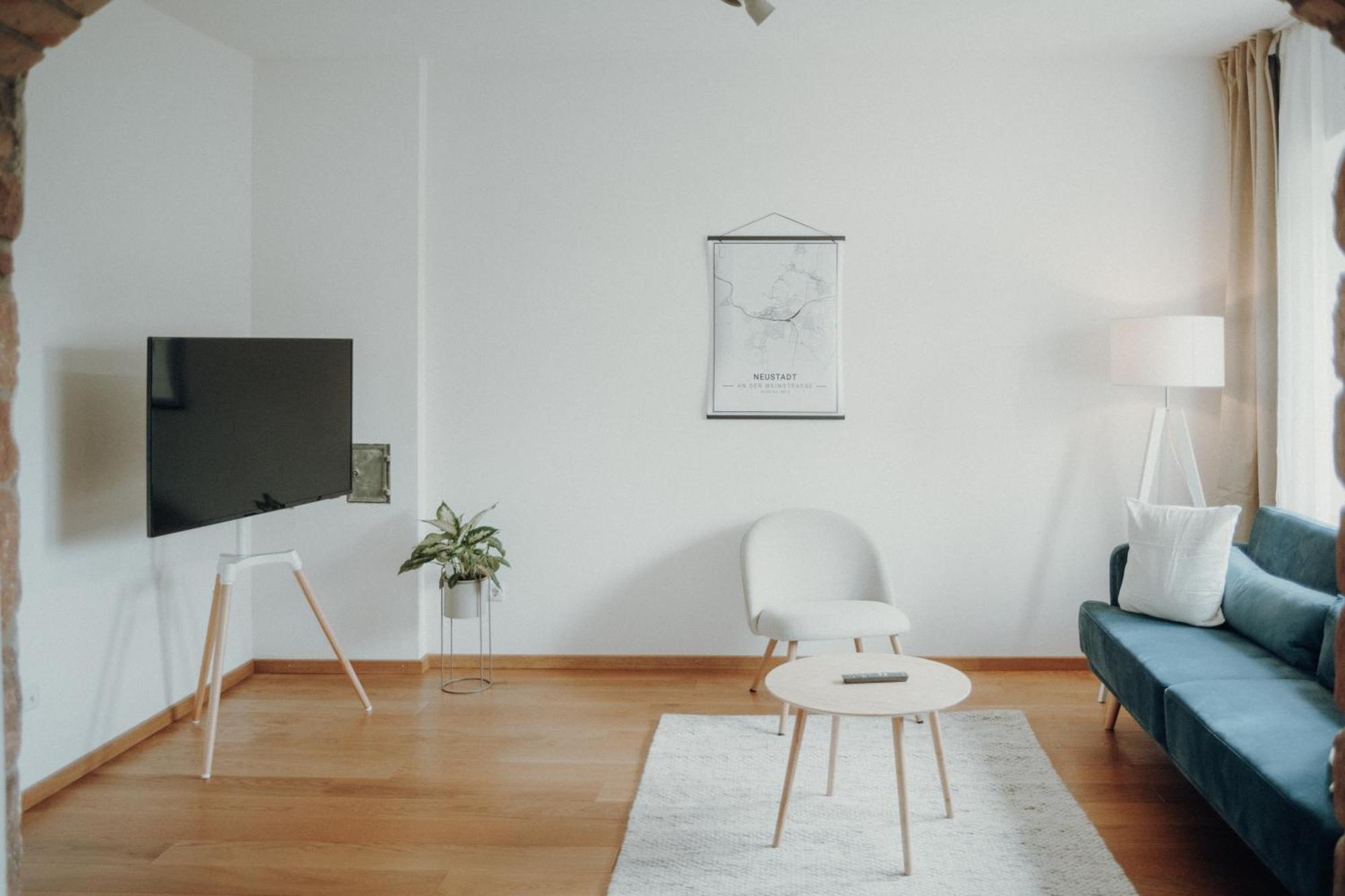 Weinstrassen Apartment Mit Zentrumsanbindung Neustadt an der Weinstraße エクステリア 写真